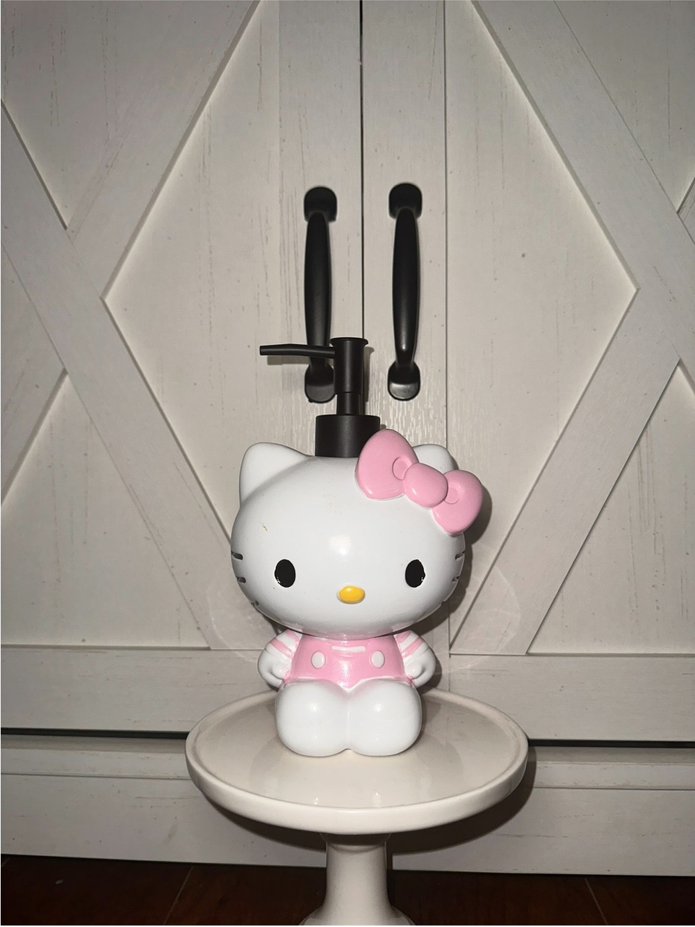 Hello Kitty White and Pink Lotion or Soap Dispenser